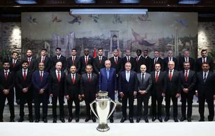 Cumhurbaşkanı Erdoğan, Süper Lig Şampiyonu Galatasaray'ı kabul etti