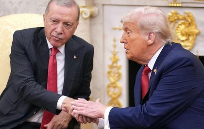 Trump ilk önce Erdoğan’a teşekkür etti, Cumhurbaşkanlığı yalanlayınca paylaşımını sildi