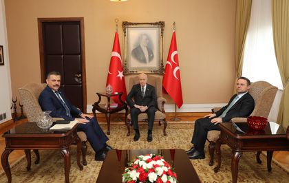 Bakanlar Çiftçi ve Gürlek, Bahçeli'yi ziyaret etti