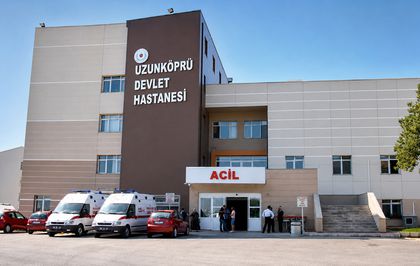 Çeltik fabrikasının ambarında 7 işçi, böcek ilacından zehirlendi