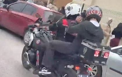 Kayseri'de polis ekipleri, öğrencileri sınava yetiştirdi