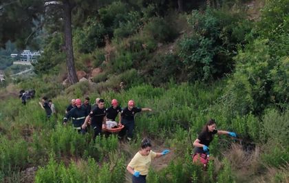 Alanya'da uçuruma yuvarlanan ATV sürücüsü yaralandı