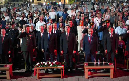 Muş'ta 15 Temmuz etkinliklerine yoğun katılım