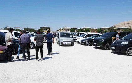 Van'da İkinci El Oto Pazarında Durgunluk