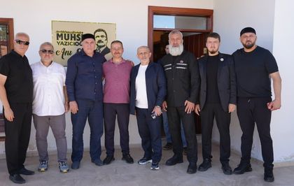 Çeçen Heyeti Muhsin Yazıcıoğlu'nun Baba Ocağını Ziyaret Etti