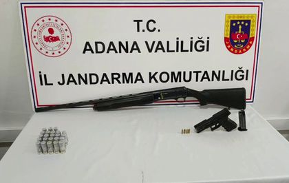 Ceyhan'da Ruhsatsız Silah Operasyonu: 4 Gözaltı