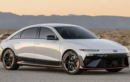 Hyundai IONIQ 6'ya dev zam: ÖTV dilimi değişti, fiyat 3.2 milyon TL'ye çıktı