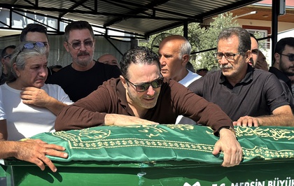Atilla Taş'ın kızı, 14. kattan düşerek yaşamını yitirdiği Mersin'de defnedildi