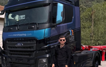 Bolu'da önündeki TIR'a çarpan TIR'ın şoförü Mert Becit (28) hayatını kaybetti.