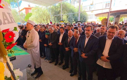 Mustafa Takmaklı’nın kayın pederi Hasan Özdil Nazilli’de toprağa verildi
