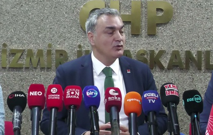CHP Sözcüsü Sarı, 10 muhalefet belediyesine operasyonu dayanışma çağrısıyla yorumladı