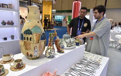Jingdezhen'de uluslararası seramik fuarı 1.000'i aşkın profesyonel alıcıyla başladı