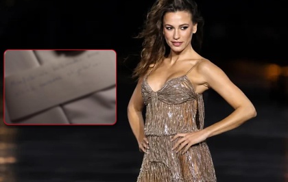 Serenay Sarıkaya’ya restoranda sürpriz not: Misafirlerimiz kalkmadan önce sizinle tanışmak istiyorlar