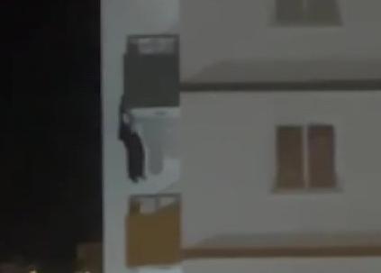 Sevgilisinin eski erkek arkadaşını öldürdü: Balkondan balkona atlayıp kaçmak istedi