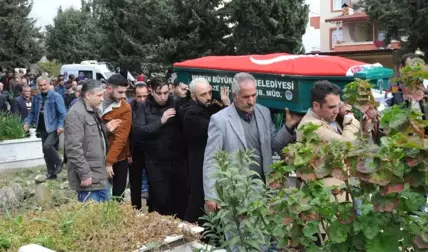 Ünlü Şarkıcı Mabel Matiz'in Hayatını Kaybeden Babası Son Yolculuğuna Uğurlandı