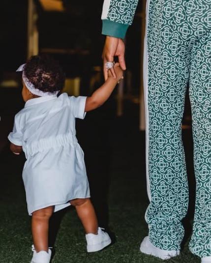 ویکتور اوسیمن، آیا ازدواج کرده است؟ آیا فرزند دارد؟