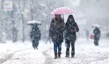 İstanbul'da Sömestr Tatilinde Lapa Lapa Kar Yağması Bekleniyor