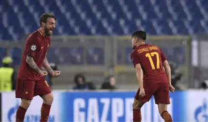 Totti ile De Rossi Arasında Dikkat Çeken Cengiz Ünder Diyaloğu