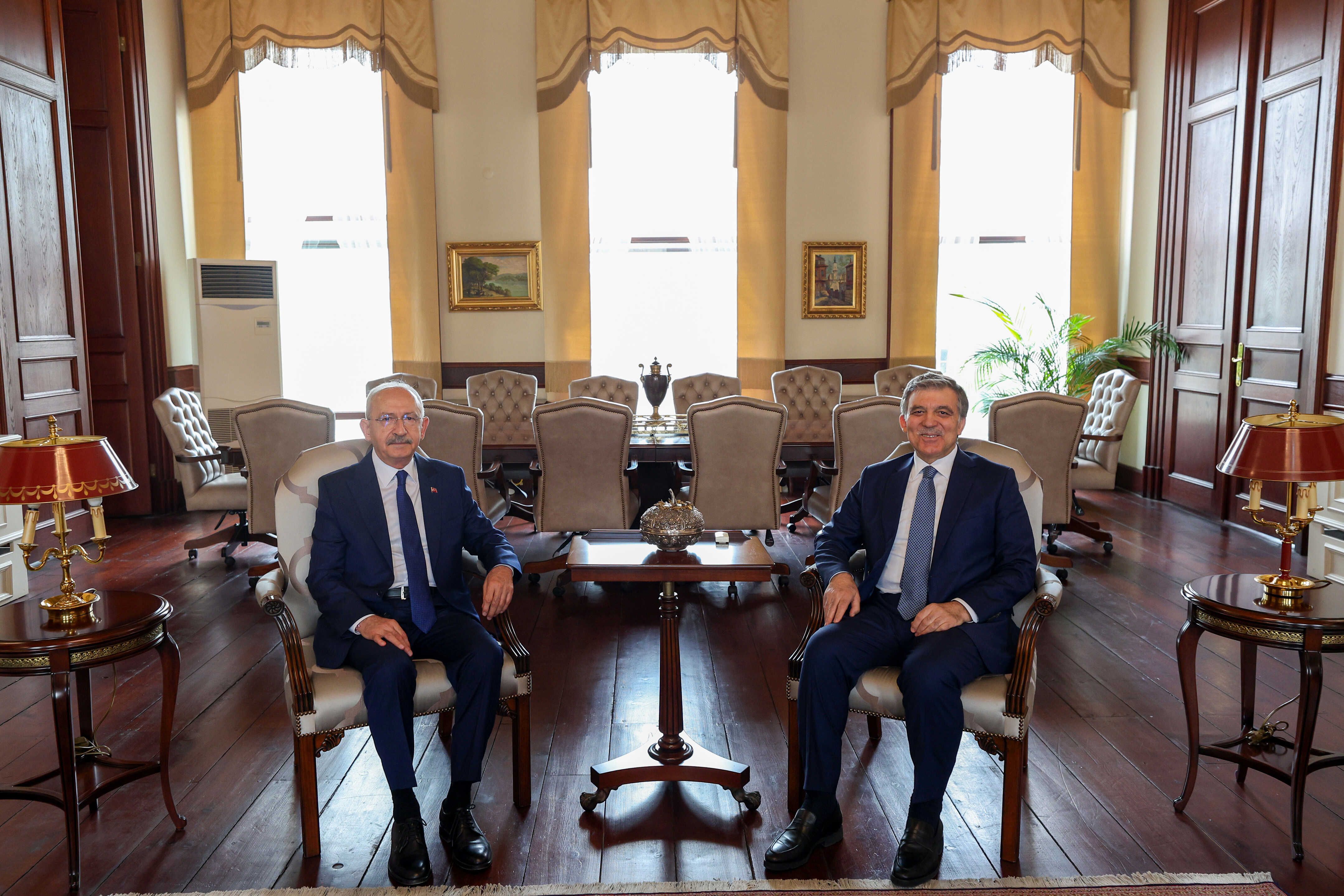 Kılıçdaroğlu, Abdullah Gül ile görüştü