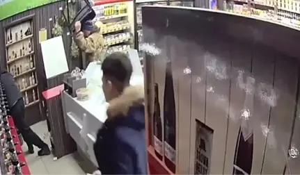 Çekiçle Soyguna Gitti, Önce Biber Gazı Ardından Dayak Yedi