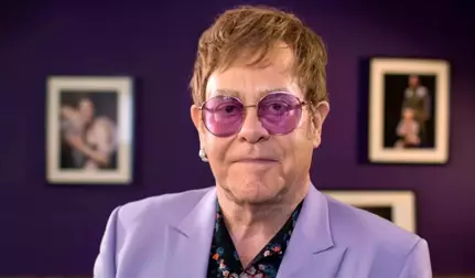 Ünlü şarkıcı Elton John, İngiltere'nin Avrupa Birliği'nde ayrılma kararına sitem etti