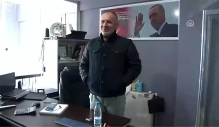 Afyonkarahisar'da Esnaf, Halep'teki Sivillere Yardım İçin Arabasını Satıyor!