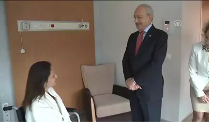 Kılıçdaroğlu, Pavey'i Tedavi Gördüğü Hastanede Ziyaret Etti