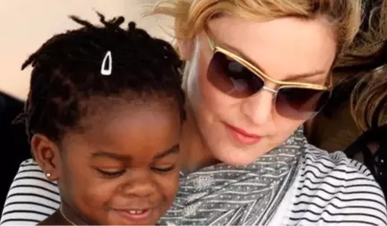 Madonna, Afrika Ülkesinden İkiz Evlat Ediniyor