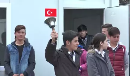 Konteyner Okulda Ilk Ders Zili Çaldı