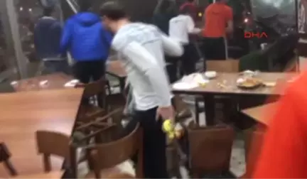 Bursa- Cinayet Zanlısı Gasp Ettiği Araçla Restorana Daldı: 3'ü Ağır, 11 Yaralı