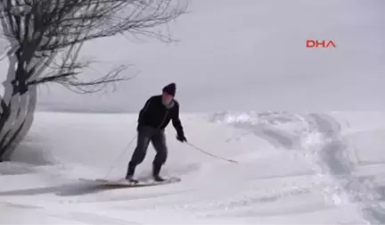 Rizede Tahtayla Kayan Köylüler Snowboard Ustası Oldu