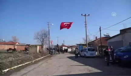 Şehit Piyade Astsubay Işcan'ın Acı Haberi Evine Ulaştı