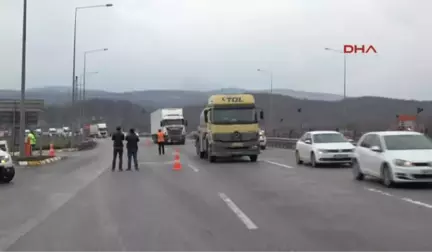 Bolu Dağı Tüneli'nde Hasarlı Kaza Tem'i Kapattı