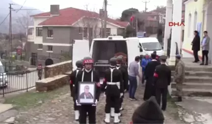 Çanakkale Rum Asıllı Kore Gazisi Askeri Törenle Toprağa Verildi