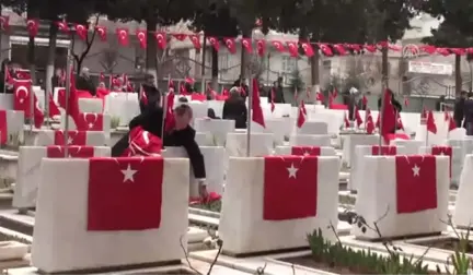 Şehitleri Anma Günü ve Çanakkale Deniz Zaferi'nin 102. Yılı