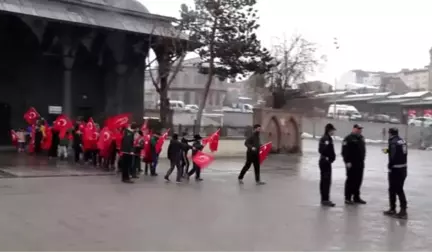 Şehitleri Anma Günü ve Çanakkale Deniz Zaferi'nin 102. Yılı