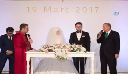 Cumhurbaşkanı Erdoğan Nikah Şahidi Oldu