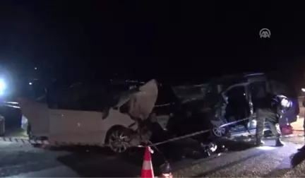 Manisa'da Trafik Kazaları: 2 Ölü, 11 Yaralı