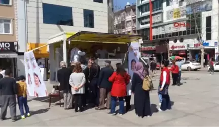 Tekirdağ Chp, 'Hayır Lokması' Dağıttı