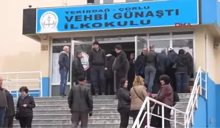 Tekirdağ Bulgaristan'da Erken Genel Seçim Için Trakya'da Oy Kullanma Işlemleri Başladı