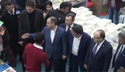 Siirt Gençlik ve Spor Bakanı Ile Yazar Yusuf Kaplan Arasında Tartışma