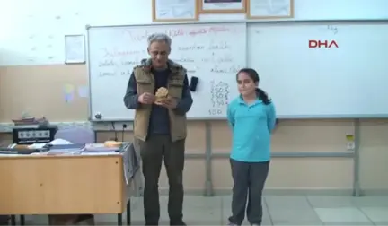 Kütahya Bu Öğretmenin 10 Parmağında 10 Hüner Var