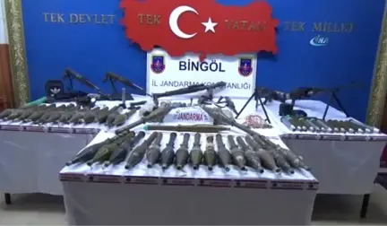 Bingöl Kırsalında M-16, Kanas, Roketatar ve Çok Miktarda Mühimmat Ele Geçirildi