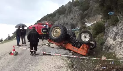 Antalya'da Traktör Kazası: 1 Ölü, 4 Yaralı