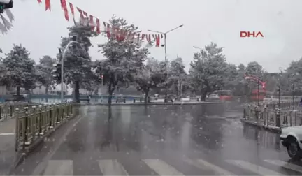 Erzurum Beyaza Büründü