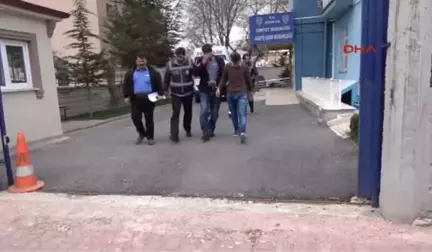 Konya Kız Arkadaşının Taksi Borcu Için, Taksiciyle Bir Olup Hırsızlık Yapmış