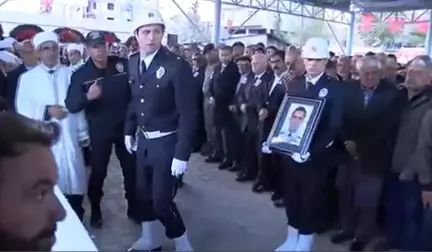 Şehit Polis Memuru Mesut Özdemir Memleketinde Son Yolculuğuna Uğurlandı