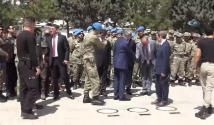 Hakkari'de Tarihi Heyecan- Hakkari Kurtuluşunun 99. Yıldönümü Törenlerle Kutlandı