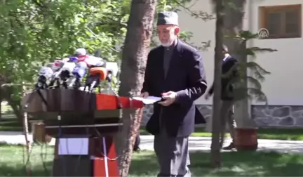 Afganistan Eski Devlet Başkanı Hamid Karzai