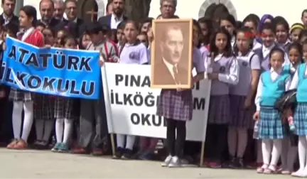 Gaziantep Bayılan Öğrenci, Elindeki Bayrağı Bırakmadı